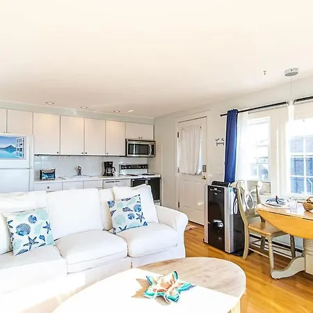 East End Condo Across From Assoc Beach Provincetown Extérieur photo